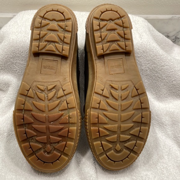 Used Michael Kors water boots size 9 - Picture 6 of 9